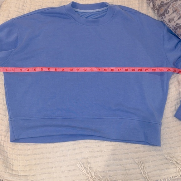 Lululemon Perfectly Oversized Cropped Crew Softstreme pool party waterdrop ? 8 - Picture 6 of 6